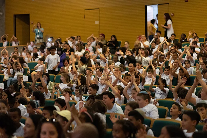 A crowd of students at the competition